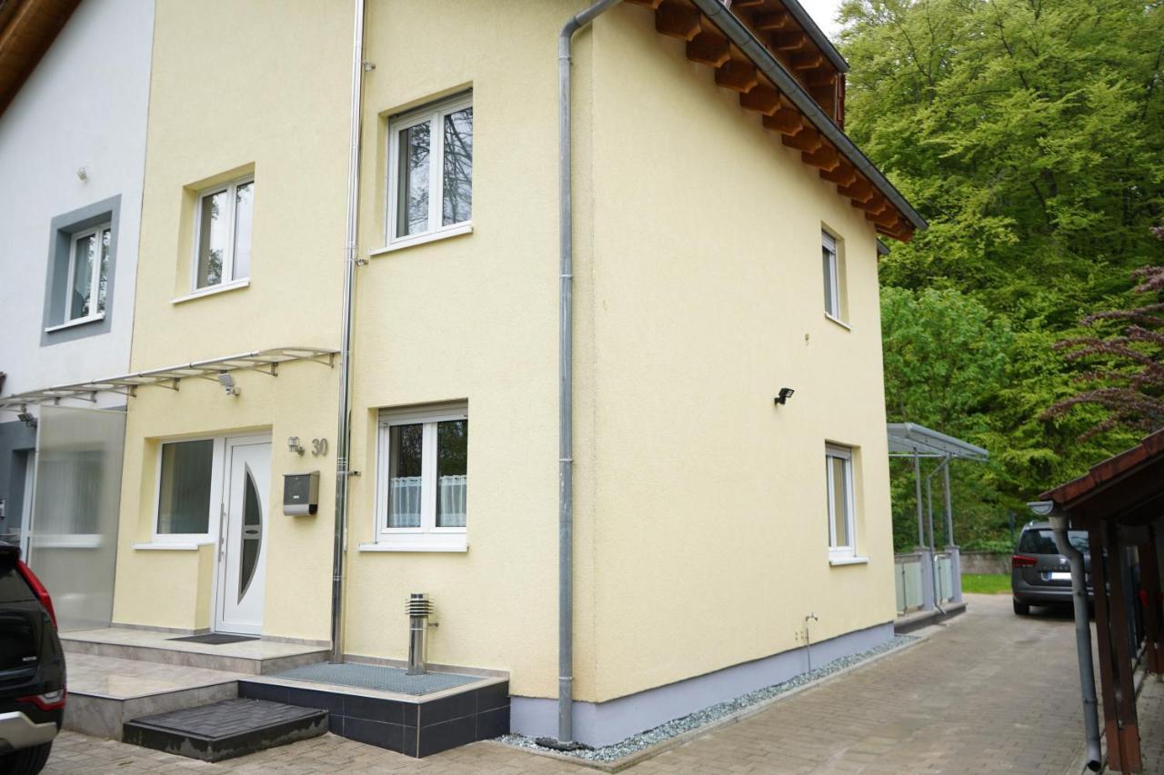 Ferienwohnung In Kaiserslautern-Hohenecken Eksteriør bilde